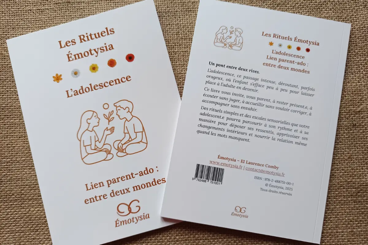 Livre interactif Parent-Ado : Entre deux mondes – « Je veux mieux communiquer avec mon adolescent »
